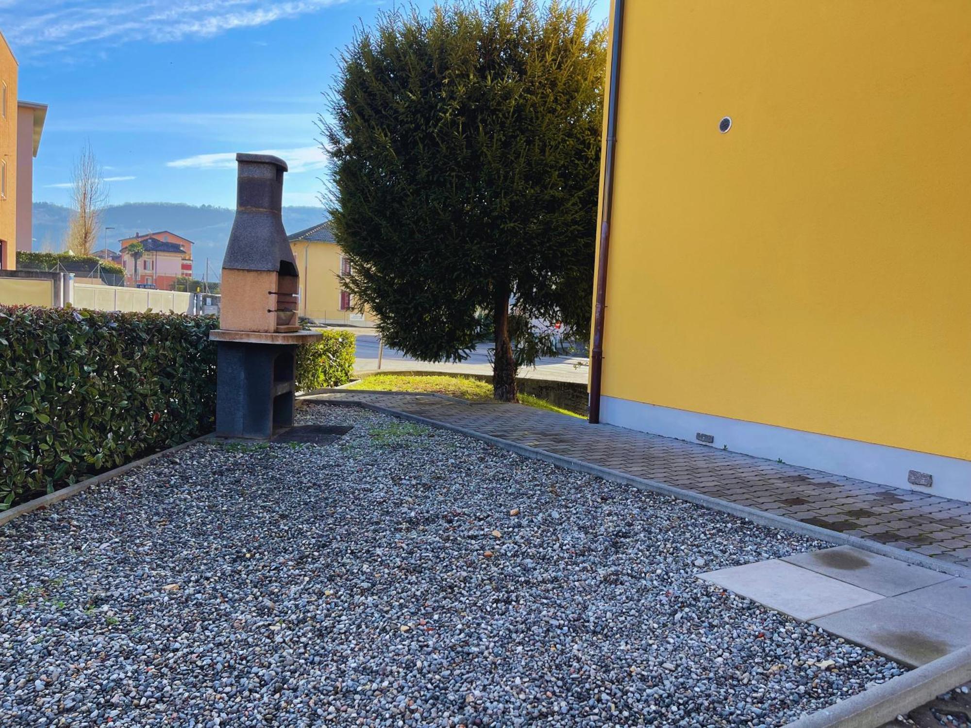 Appartamento Di 45Mq A Balerna Buitenkant foto