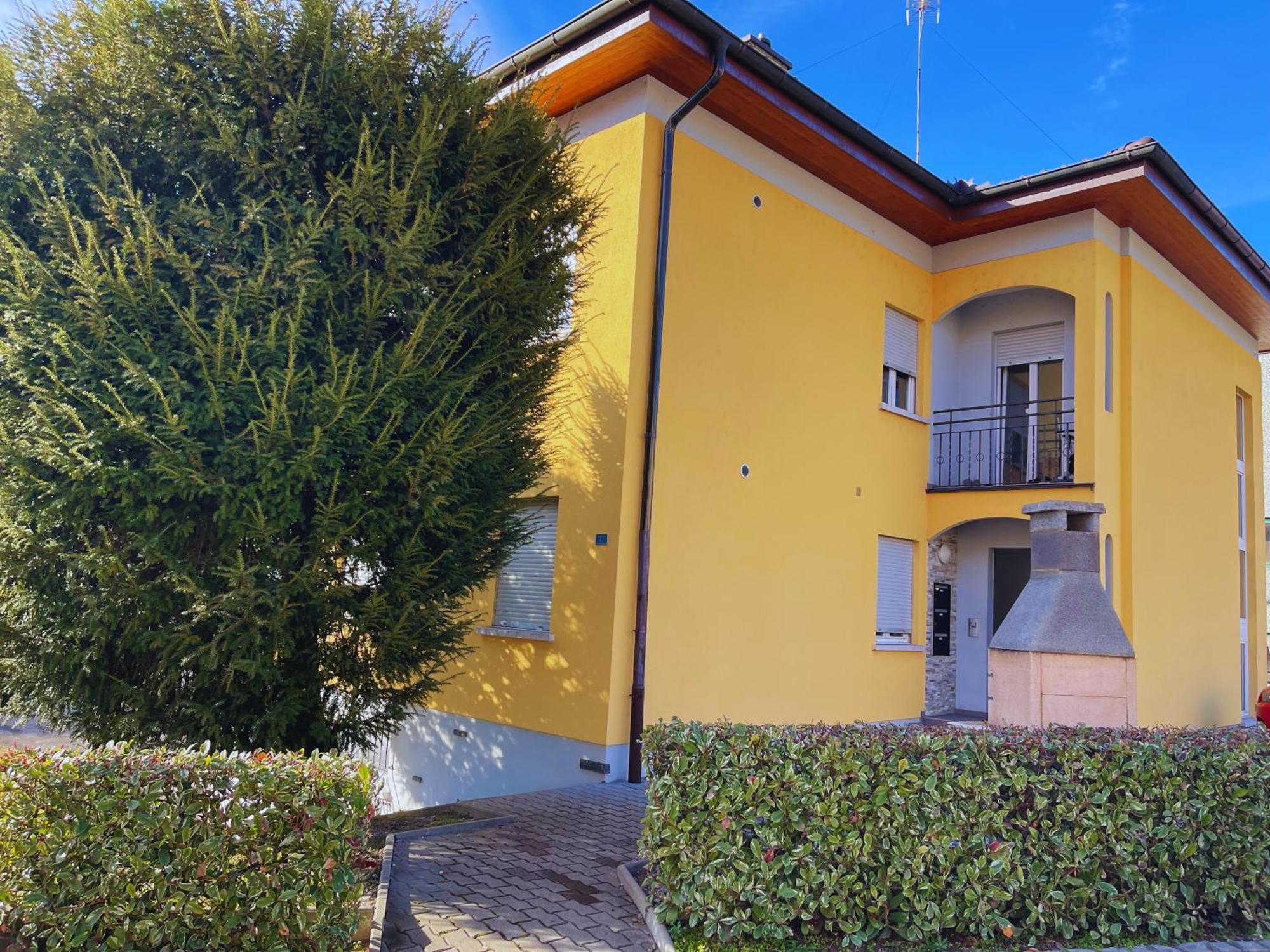 Appartamento Di 45Mq A Balerna Buitenkant foto